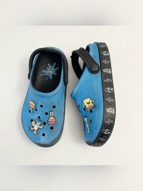 ▪️CROCS SpongeBob Square Pants Off Court Youth Clogs ~ J3